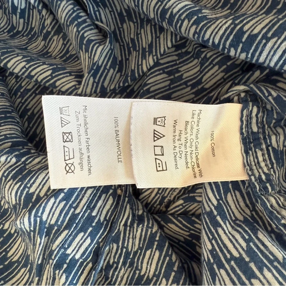 Eddie Bauer Women’s Lightweight Button Down Long sleeve Shirt Blue Size Medium - Picture 7 of 7
